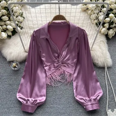 Blus Lengan Panjang Dipotong Rumbai
